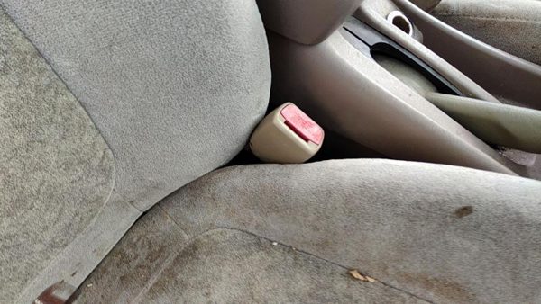 2000-2003 Nissan Sentra Passenger Right Front Seat Belt Buckle Receiver Sand H — photo 2