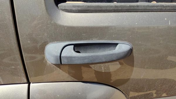 2002-2007 Jeep Liberty Passenger Right Rear Outside Door Handle Oem Back — photo 2