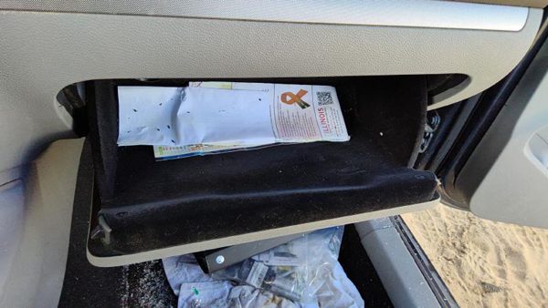 2005 06 Vw Jetta Glove Box Assembly Complete Door With Latch Oem Gray — photo 5