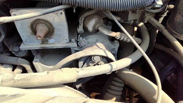 2000-2002 Express Van 2500 Ac Compressor Air Conditioner Pump Assembly Oem 5.7L — photo 1