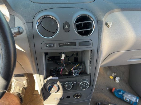 2006-2011 Chevy Hhr Trim Bezel Around Radio Surround Dash Panel Oem Gray 14B — photo 4