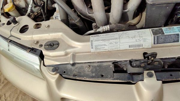 95-00 Dodge Stratus Top Plastic Cover Above Radiator Support Sight Shield Oem — photo 2