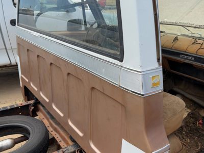 80 Silverado C20 Long Trim Strip Rear Moulding Below Back Glass And Corners Oem