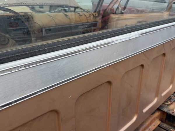 80 Silverado C20 Long Trim Strip Rear Moulding Below Back Glass And Corners Oem — photo 8