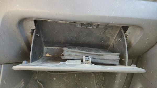02-05 Ford Explorer Glove Box Assembly Complete Door With Latch Oem Rt Graphite — photo 2