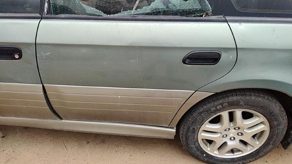 2004 Subaru Legacy Rear Door LH Green — photo 2