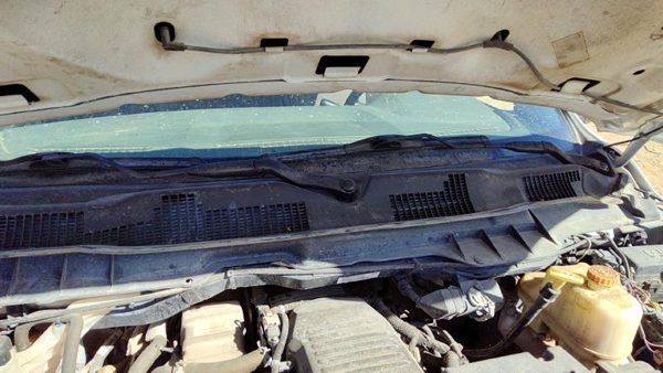 11-18 Dodge Ram 4500 Windshield Wiper Cowl Vent Trim Panel Oem Cover — photo 4
