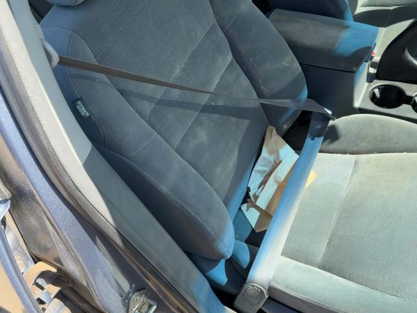 03-07 Accord Passenger Right Front Seat Belt Retractor Oem Shoulder Sedan Gray — photo 1