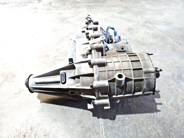 2001-2002 Chevy Silverado 2500 Transfer Case Assembly Oem 4X4 4Wd Tcase At 4X4 — photo 3