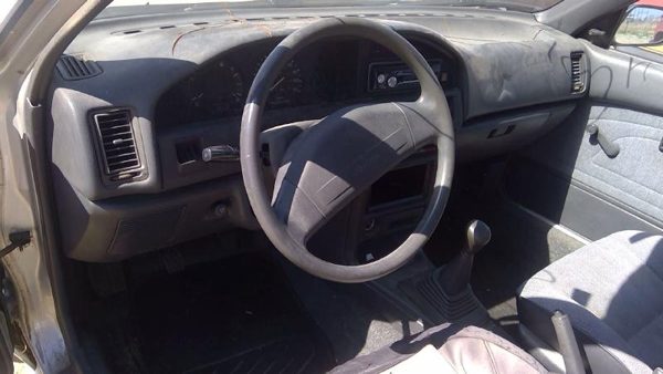 1990 Toyota Corolla — vehicle photo 3