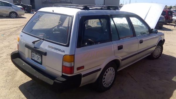 1990 Toyota Corolla — vehicle photo 6