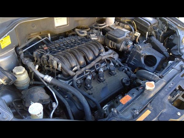 2006 Mitsubishi Endeavor — vehicle photo 3