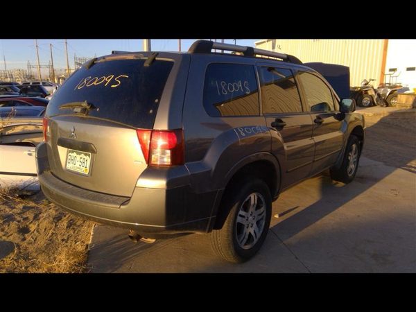 2006 Mitsubishi Endeavor — vehicle photo 8