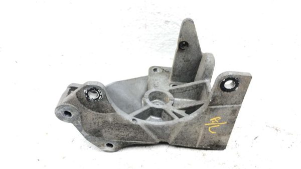 1993 Buick Lesabre Mount Bracket Set For Ac Compressor Oem 24500699 — photo 2