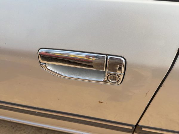 1990-1994 Subaru Legacy Driver Left Front Outside Door Handle Oem — photo 1