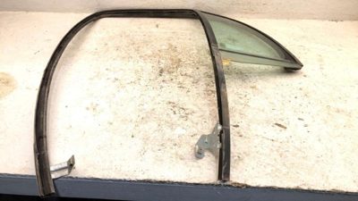 94-11 Grand Marquis Driver Left Rear Vent Window Back Door Glass With Frame Oem