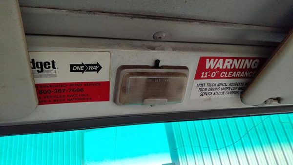95-07 Isuzu Npr Dome Light Oem Gray — photo 2
