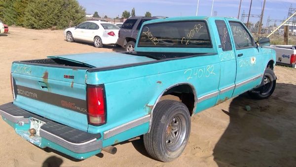 1992 Chevrolet S10 — vehicle photo 8