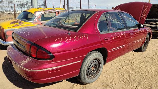 1995 Chevrolet Lumina — vehicle photo 6
