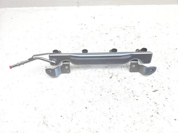 2013-2019 Nissan Sentra Complete Fuel Rail With Injectors Set Loaded Oem 1.8L — photo 1