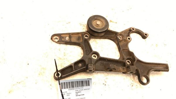 98-02 98-02 Chevy Cavalier Sunfire 2.2L Alternator Power Steering Mount Bracket — photo 1