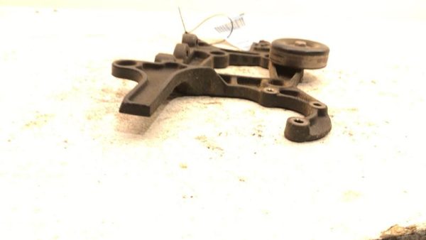 98-02 98-02 Chevy Cavalier Sunfire 2.2L Alternator Power Steering Mount Bracket — photo 6