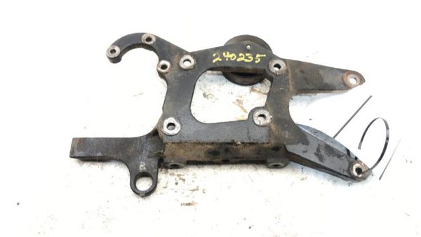 98-02 98-02 Chevy Cavalier Sunfire 2.2L Alternator Power Steering Mount Bracket — photo 7