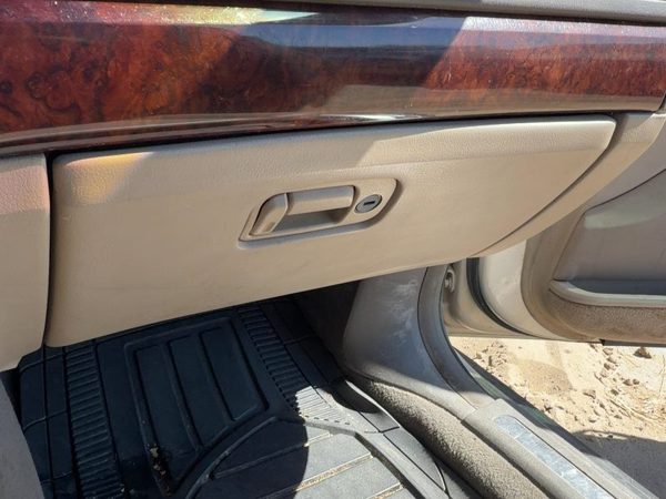 2001-2002 Lincoln Ls Glove Box Assembly Complete Door With Latch Oem Tan 4H — photo 3