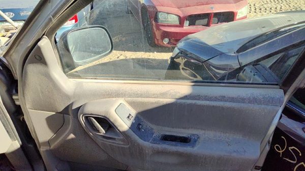 00-01 Grand Cherokee Passenger Right Front Door Trim Panel With Switches Gray — photo 2