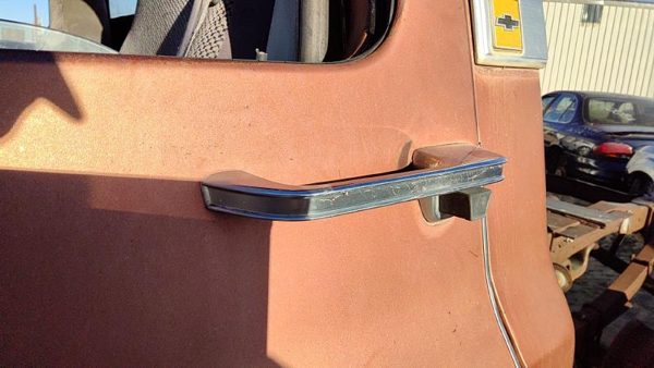 1973-1988 Chevy K30 Driver Left Front Outside Door Handle Oem — photo 5