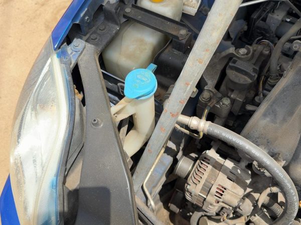 07-12 Nissan Sentra Windshield Washer Fluid Reservoir With Pump Oem Wiper Tank — photo 1