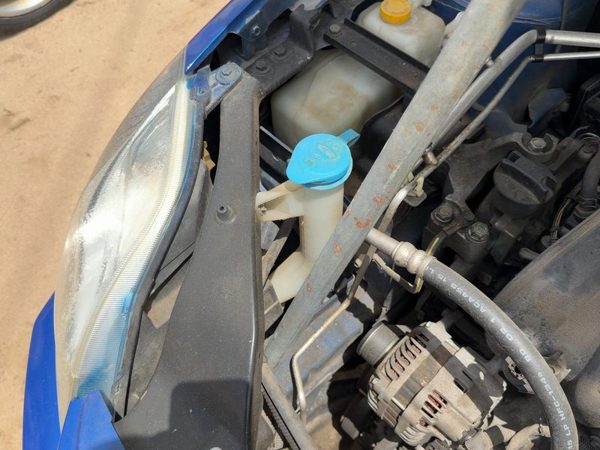 07-12 Nissan Sentra Windshield Washer Fluid Reservoir With Pump Oem Wiper Tank — photo 2