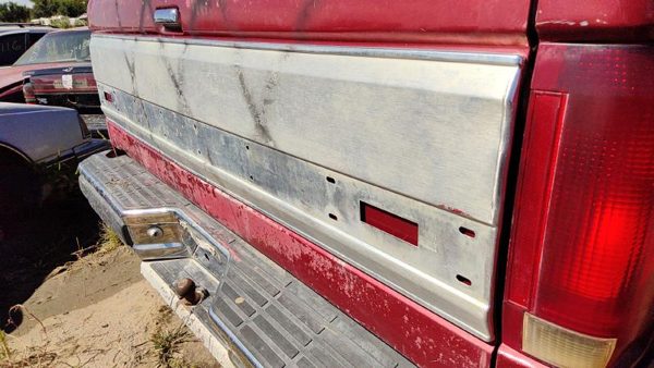 1991 Ford F150 Tail Panel Maroon — photo 2