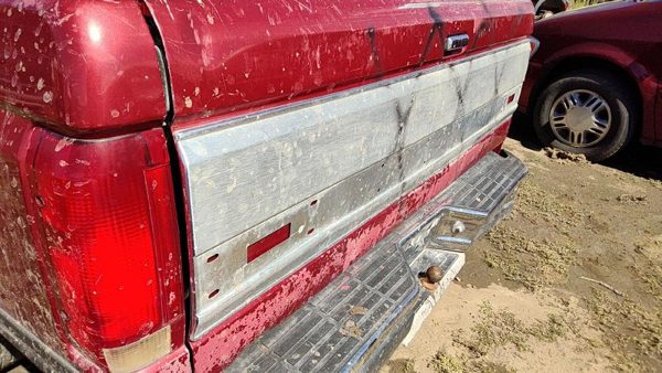 1991 Ford F150 Tail Panel Maroon — photo 3
