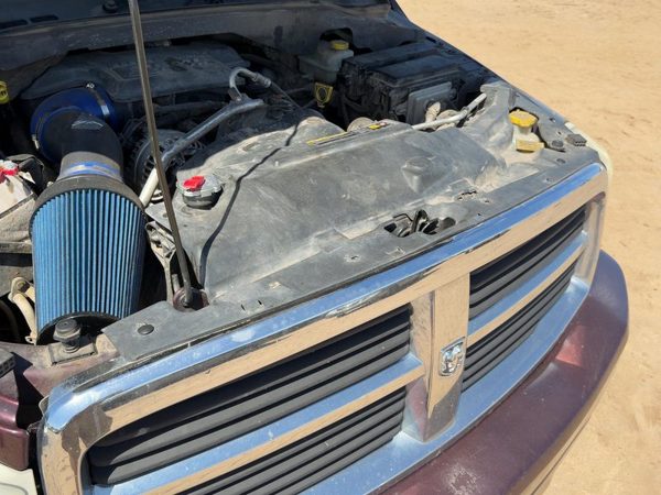 2004 Dodge Durango Top Plastic Cover Above Radiator Support Sight Shield Oem — photo 1