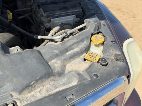 2004 Dodge Durango Top Plastic Cover Above Radiator Support Sight Shield Oem — photo 5