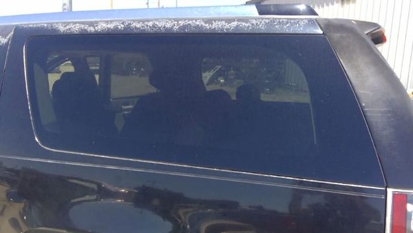 2007-14 Yukon Xl Denali Driver Left Rear Quarter Glass Back Side Window Oem — photo 2