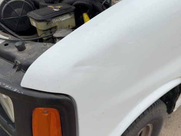 1996-2002 Chevy Express Van 2500 Driver Left Front Fender Oem White 12549270 — photo 5