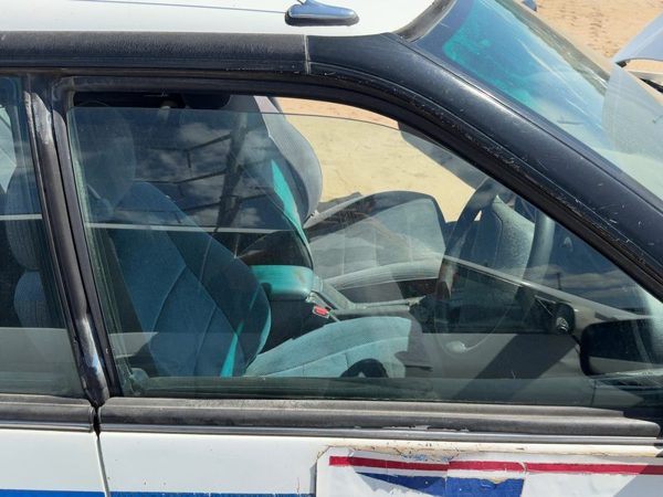 90-94 Legacy RHD Passenger Right Front Side Window Door Glass Oem 62200Aa001Na — photo 2