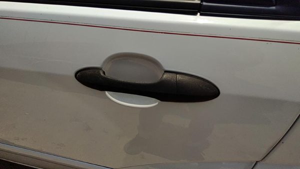 2000 Ford Focus Outside Door Handle LH Station Wagon White Yz — photo 5