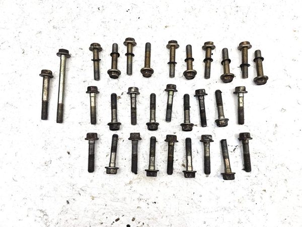 2002 Sierra 2500 Hd Allison 1000 Bell Housing To Transmission Bolts Case Bolts — photo 1