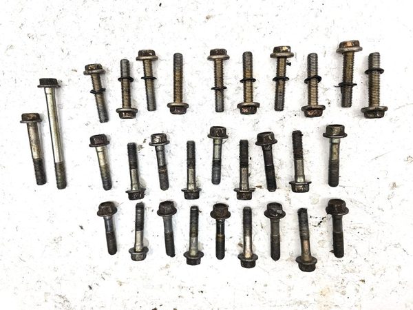 2002 Sierra 2500 Hd Allison 1000 Bell Housing To Transmission Bolts Case Bolts — photo 4