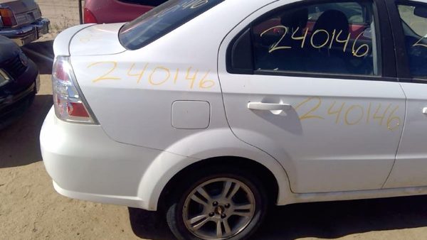 2010 Chevy Aveo — vehicle photo 9
