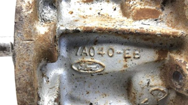 1999 Ford F250 Super Duty Powerstroke Transfer Case Adapter Oem 7A040-Eb — photo 5