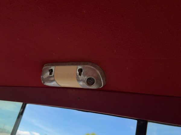 1987-1991 Ford F150 Pickup Standard Cab Rear Dome Light Map Lamp Red — photo 2