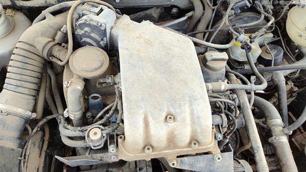 1999-2002 Vw Cabrio Convertible Valve Cover Oem 2.0L 37103469N — photo 1
