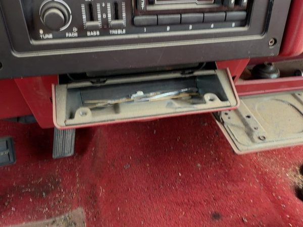 1987-1993 Dodge Dakota Ash Tray Assembly Oem Slide Out Dash Red 5Aa01Hc5 — photo 2