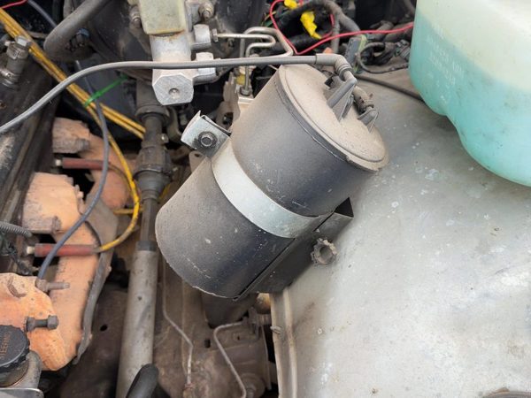 1988-1995 Chevy Silverado 1500 Fuel Vapor Canister Oem Charcoal Housing 4.3L — photo 3