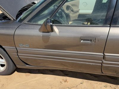 1999 Pontiac Bonneville Front Door LH Gold