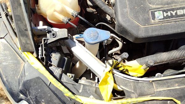 2013-2014 Ford Fusion Windshield Washer Fluid Reservoir With Pump Oem Wiper Tank — photo 1